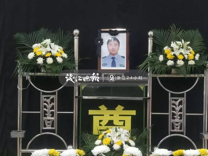 美国富三代枪杀生父 只因父亲破产