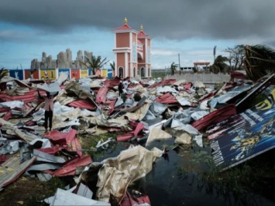印度遭热带气旋“法尼”袭击致33人死亡 学校停课