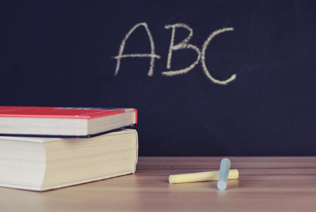 大学生为何热衷玩游戏 可能是高中老师的错