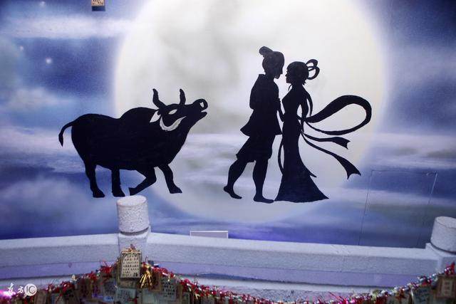 含有四月的诗词名句