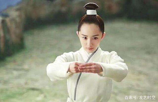 形容发际线高的句子