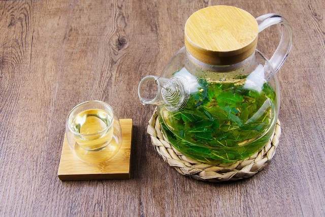 关于美白的句子