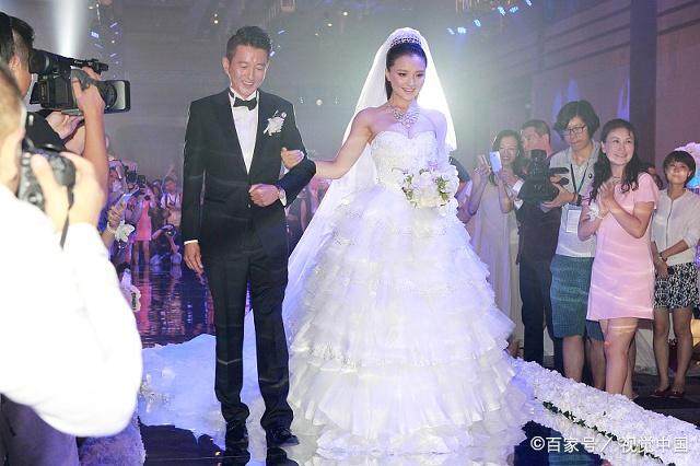 描写宴席的句子