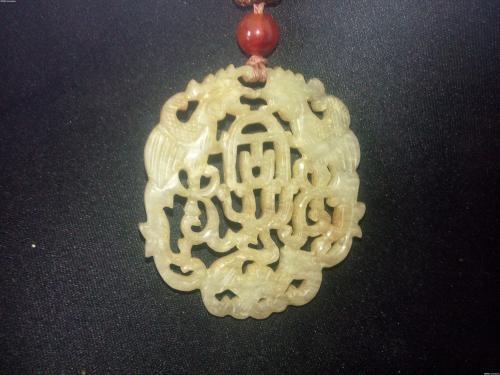 描写玉佩的句子 描写玉佩的句子