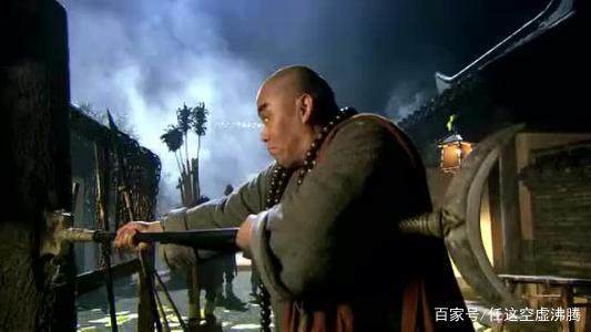 鲁智深倒拔垂杨柳中的好句