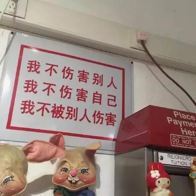 他走了句子 他走了句子