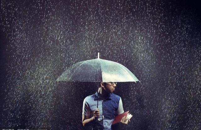 父亲撑伞的语录