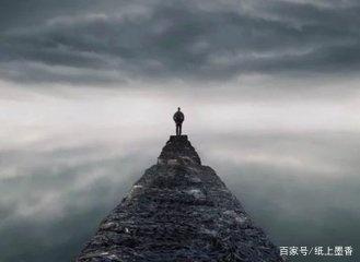 我们都是孤独的名句