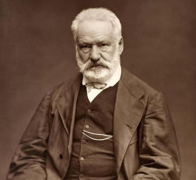 有关巴黎圣母院的名句