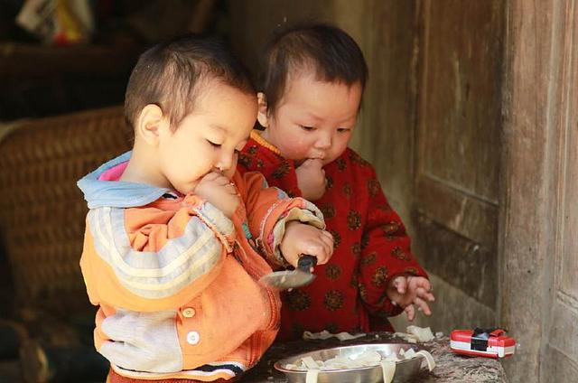 阳光下的孩子的好句 阳光下的孩子的好句