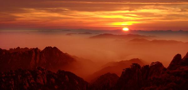 描写日出中的句子 描写日出的句子有哪些