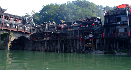 沈从文边城里描写风景的句子 描写湘西美景句子有哪些