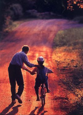 父背如山的句子 父爱如山什么意思