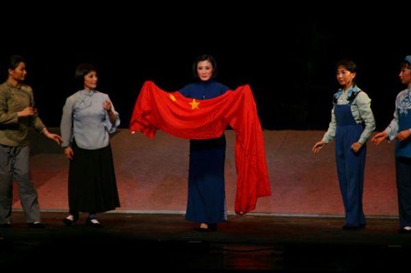 红岩好句子_感想体会 红岩的第六章的主要内容和心得体会