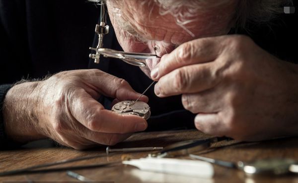 形容专心读书的名句 关于专心的名人名言有什么