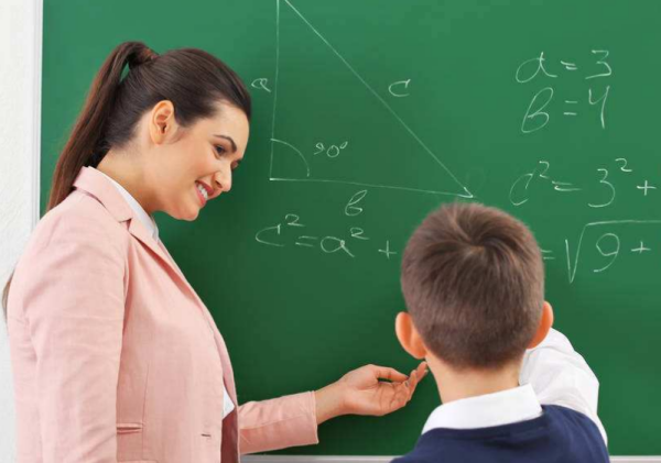 关于师生爱的名言名句 关于师生情的名人名言名句