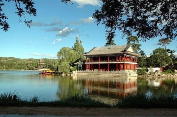 赞美畔山庄句子 有哪些赞美山庄的句子