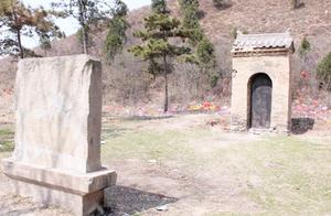 描写荒草丛生的名句 形容荒草丛生的凄凉诗经词语