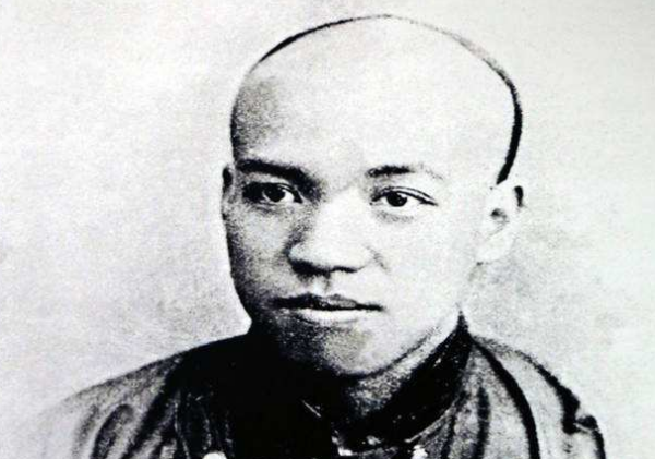 少年斯特法诺好词好句 少年中国说的作者是谁