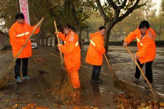 描写清洁工的作文好句 描写清洁工的作文