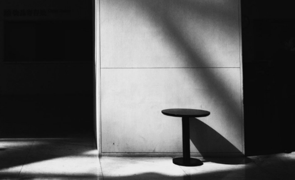 让人感到孤独的句子 跪求让人觉得很失落孤独的句子急用